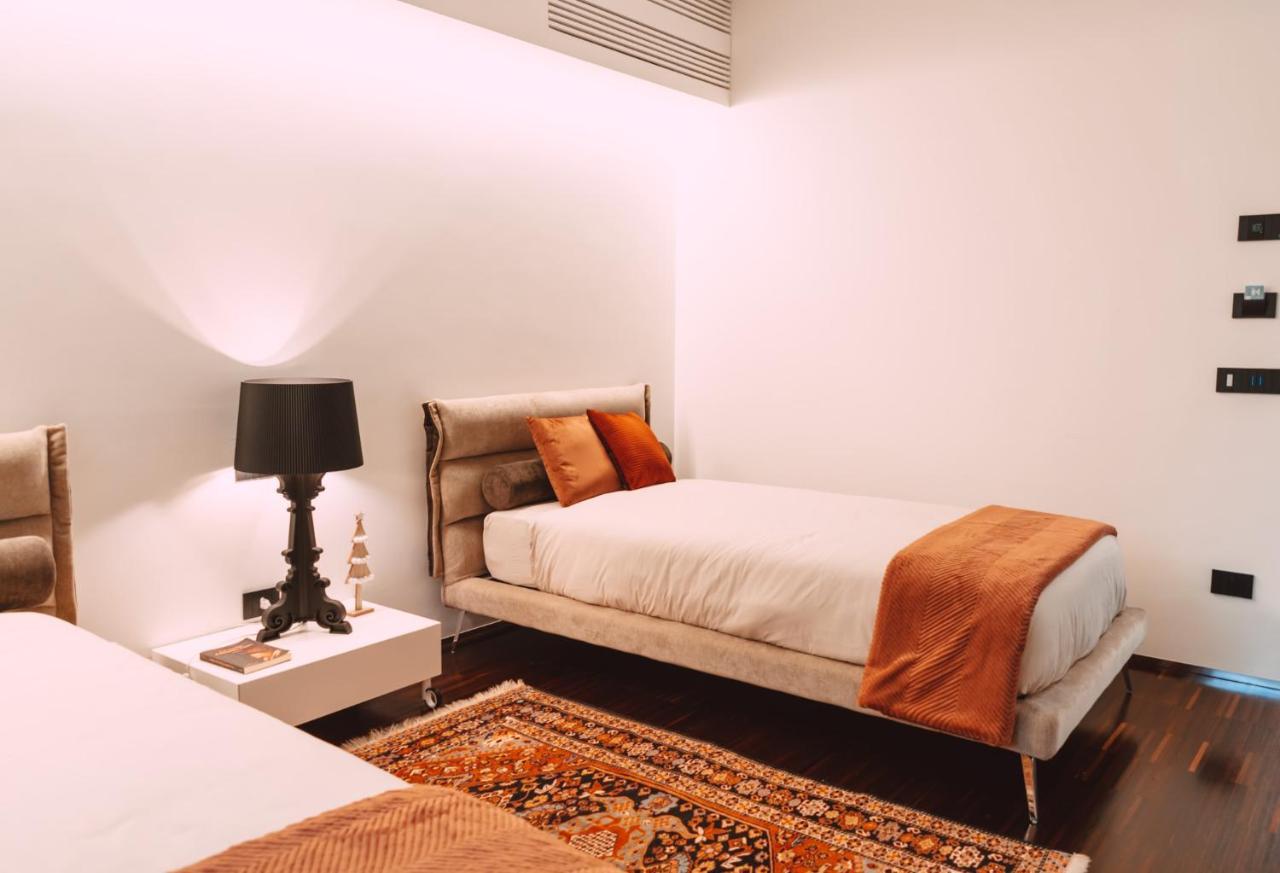 Viale Dei Lecci - Luxury Rooms フランカヴィッラ・フォンターナ エクステリア 写真